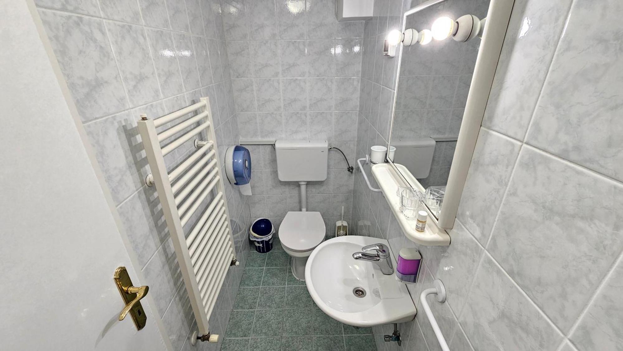 Rooms Koblar Portoroz Phòng bức ảnh